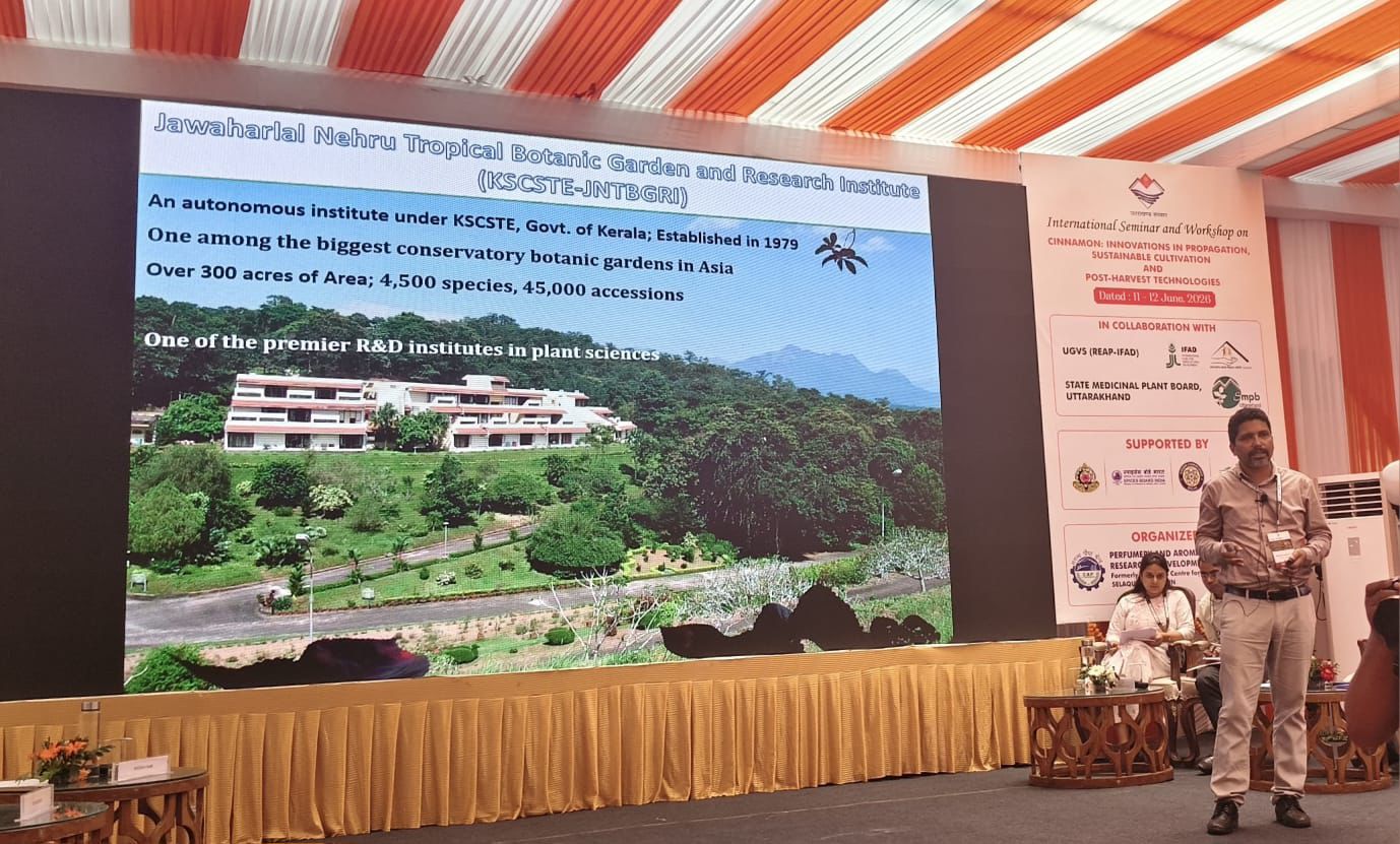 Dr. K. B. Rameshkumar, Senior Principal Scientist and Head, Phytochemistry & Phytopharmacology Division, delivered an invited talk on “Diversity of Cinnamomum Species in the Western Ghats and its Applications” at the International Conference organized by the Centre of Aromatic Plants, Selaqui, Uttarakhand, in association with the Spices Board, held on 11–12 June 2026.